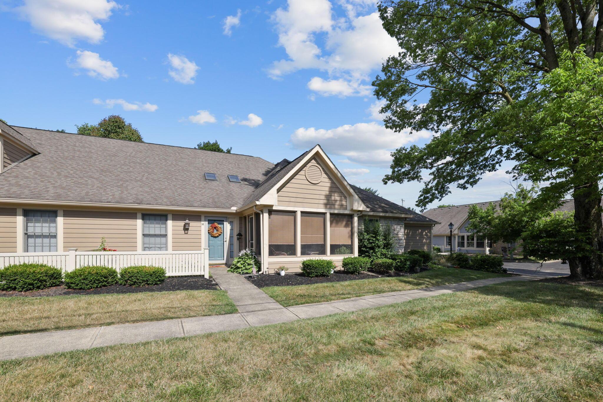 Stone House Pl, Newark, OH 43055