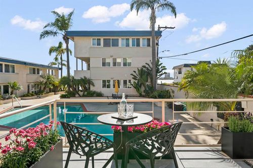 a-3920 Riviera Dr, San Diego, CA, 92109 | Card Image