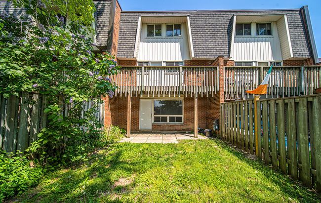 100 Deacon Lane, Condo with 3 bedrooms, 2 bathrooms and 1 parking in Ajax ON | Image 30