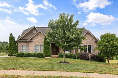 132 Grandworth Way, King, NC, 27021-9326 | Card Image
