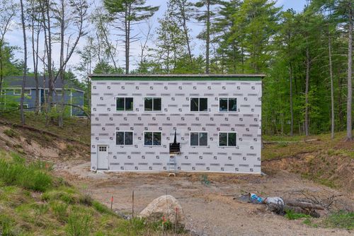 19 Lenox Cir, North Waterboro, ME, 04061-4931 | Card Image