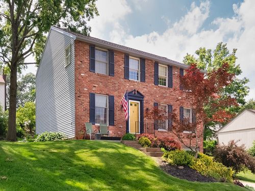 1543 Glenwood Rd, Upper St Clair, PA, 15241-2835 | Card Image