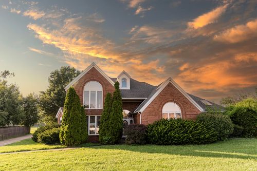 5435 Kiowa Cir, Evansville, IN, 47715-7092 | Card Image