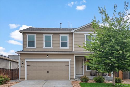 2022 Monte Vista Dr, Lochbuie, CO, 80603-5943 | Card Image