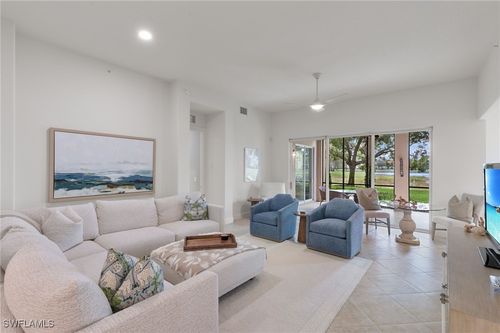 8102-3053 Aviamar Cir, NAPLES, FL, 34114-9645 | Card Image