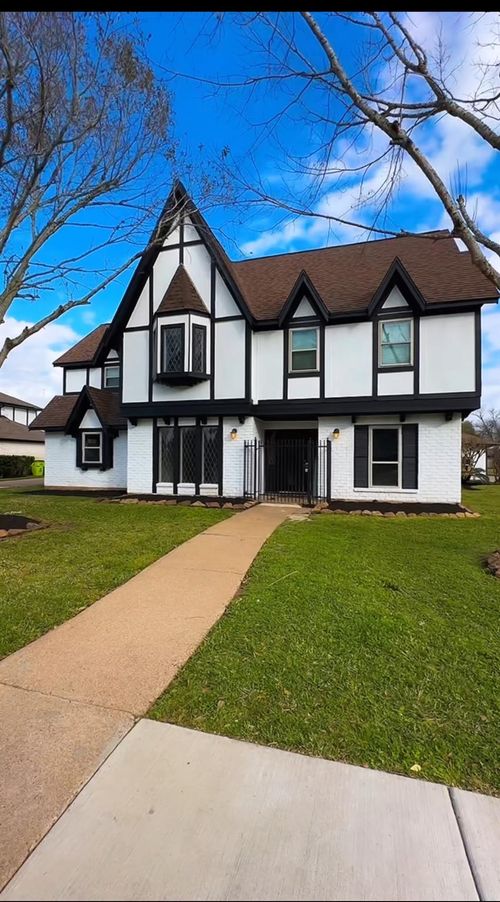 4007 W Valley Dr, Missouri City, TX, 77459-4323 | Card Image