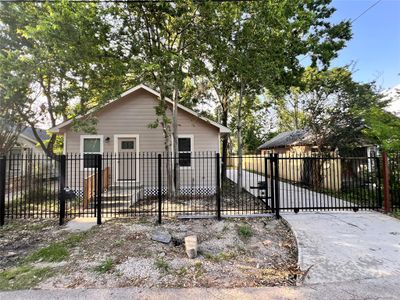 3109 Josephine Street, House other with 3 bedrooms, 2 bathrooms and null parking in Houston TX | Image 1