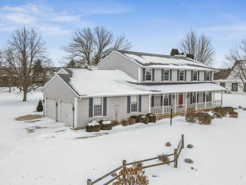 909 Country Club Lane, Fond Du Lac, WI, 54935 | Card Image