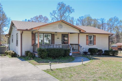 500 Lynbrook Dr, Archdale, NC, 27263-2920 | Card Image