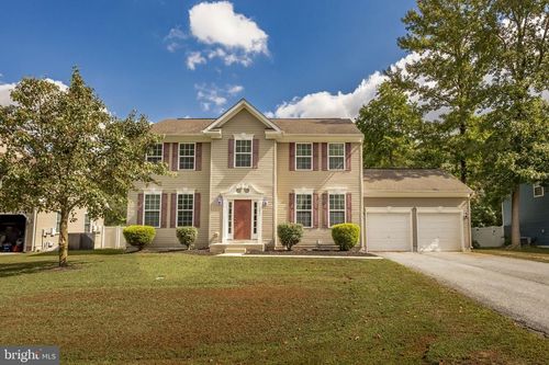 10457 Country Grove Cir, DELMAR, DE, 19940-3487 | Card Image