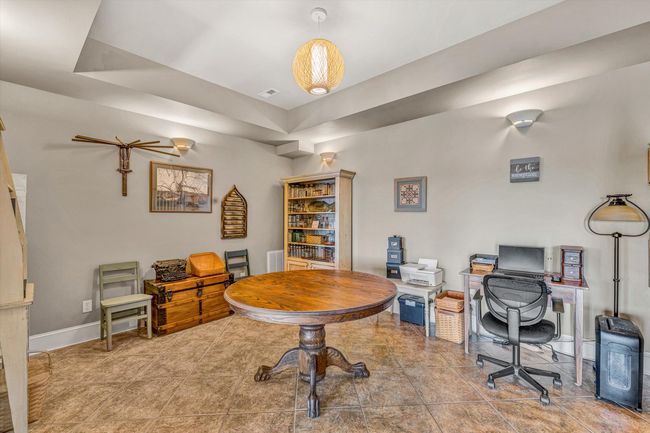 220 Village Lane (43) | Image 35