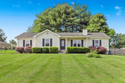 8205 Brownstone Ext, Cross Plains, TN, 37049-2536 | Card Image