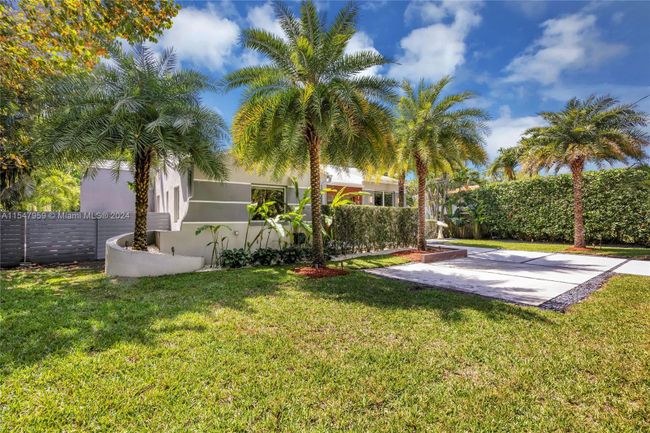 760 Ne 115th St, House other with 5 bedrooms, 3 bathrooms and null parking in Biscayne Park FL | Image 57