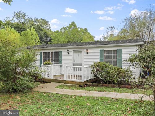 52 Pleasant Hill Rd, Harpers Ferry, WV, 25425-6358 | Card Image