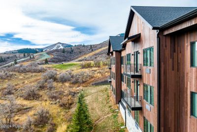 UNIT-1136 - 2303 Deer Hollow Road, Home with 1 bedrooms, 1 bathrooms and null parking in Park City UT | Image 2