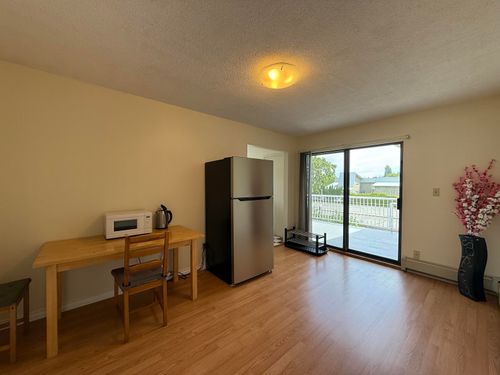 upper-rental-su-67xx Cairns Crt, Richmond, BC, V7C5E6 | Card Image