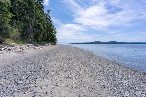 1602 Channel Rd, Lopez Island, WA, 98261-8801 | Card Image