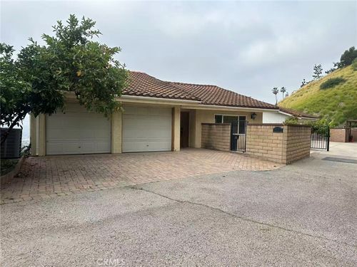 418 S Gibson Ct, Burbank, CA, 91501 | Card Image