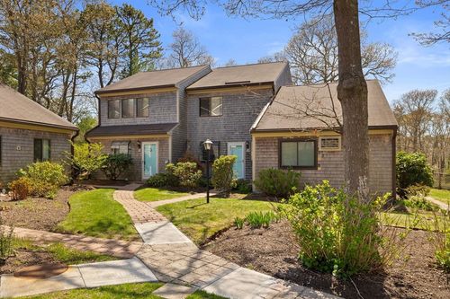 2-2 Roundhouse Rd, Bourne, MA, 02532-3873 | Card Image