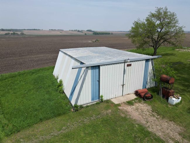 28352 Evergreen Ave, Home with 4 bedrooms, 1 bathrooms and null parking in Aplington IA | Image 13