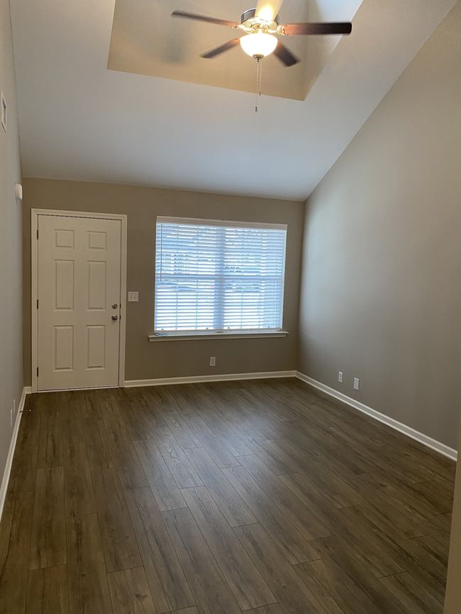 3406 Donerail Cir, Townhouse with 3 bedrooms, 3 bathrooms and 3 parking in Murfreesboro TN | Image 5