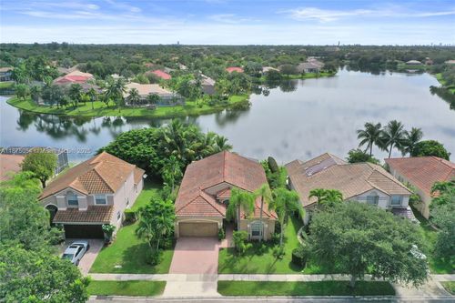 1947 Nw 130th Ave, Pembroke Pines, FL, 33028-2591 | Card Image