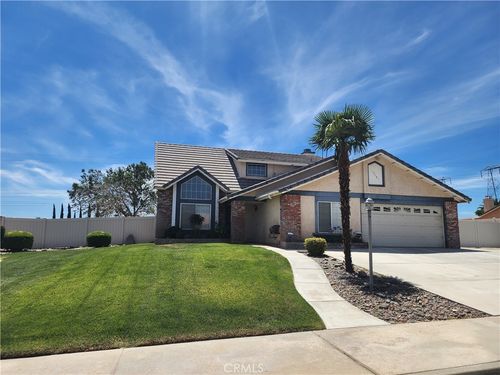 15181 Kimball St, Hesperia, CA, 92345-8529 | Card Image