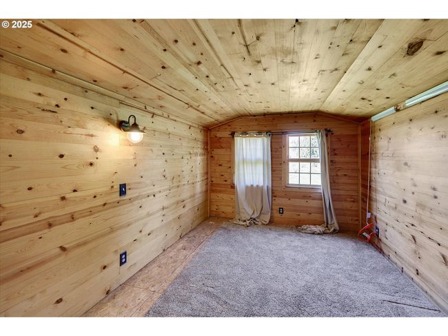 1206 Methodist Rd, House other with 3 bedrooms, 2 bathrooms and 1 parking in Hood River OR | Image 38
