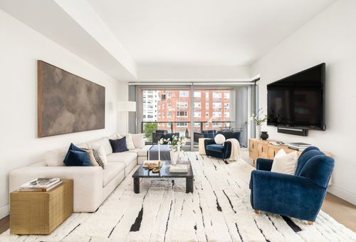 8b-180 Avenue Of The Americas, New York, NY, 10013-1259 | Card Image