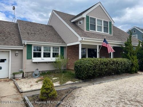 3 E Ramapo Lane, Long Beach Twp, NJ, 08008 | Card Image