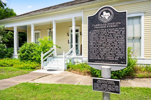 1118 Prairie St, Columbus, TX, 78934-2315 | Card Image