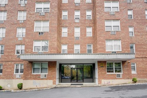 apt-3l-510 Midland Ave, Yonkers, NY, 10704-2753 | Card Image