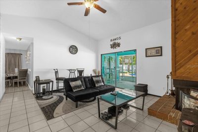 1 - 6139 Ranier Drive, House other with 3 bedrooms, 2 bathrooms and null parking in Orlando FL | Image 3