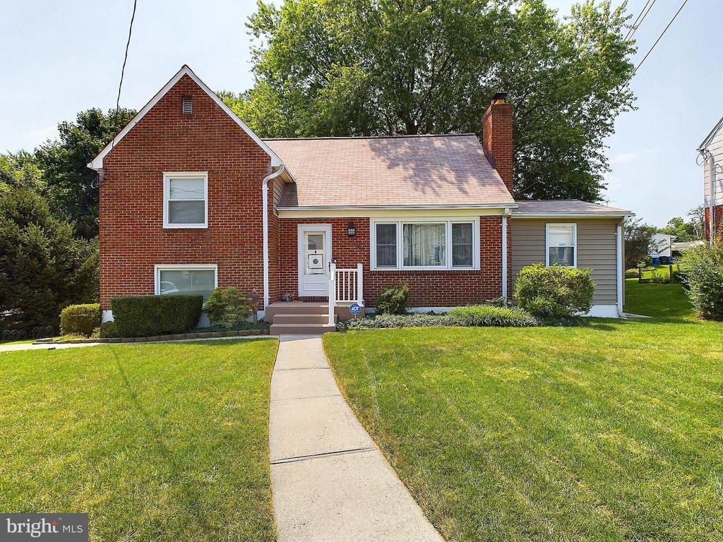 Maiden Choice Ln, Catonsville, MD 21228