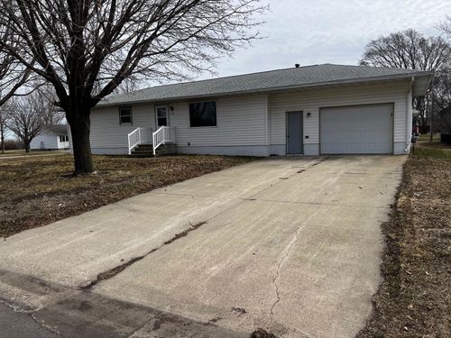 312 Lynn St, Sherburn, MN, 56171-1098 | Card Image