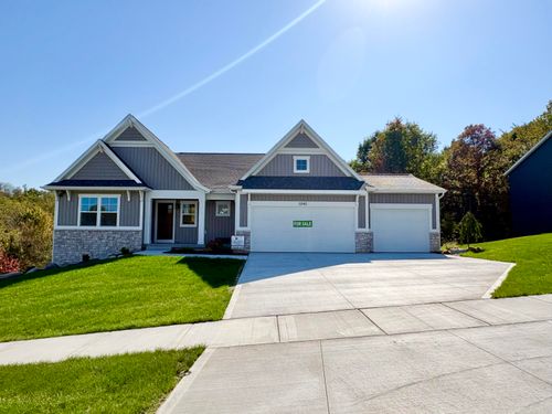 5940 Valley Point Dr Se, Caledonia, MI, 49316-5801 | Card Image