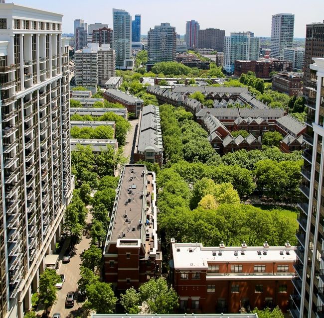 APT-2209 - 233 E 13 Th St, Condo with 2 bedrooms, 2 bathrooms and 1 parking in Chicago IL | Image 17