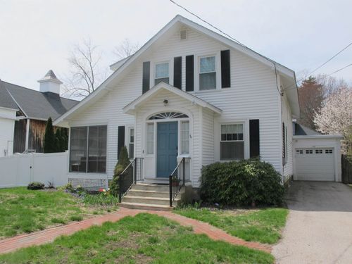 44 N Adams Street, Manchester, NH, 03104 | Card Image