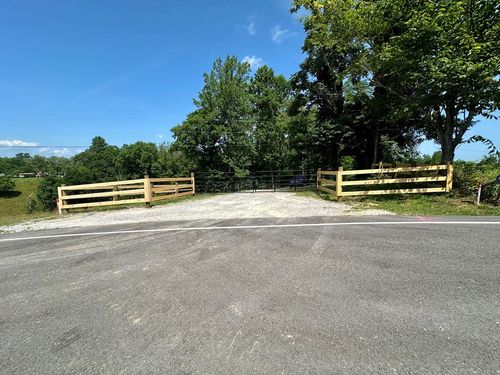 2926 Bryant Ridge Rd, Baxter, TN, 38544-3916 | Card Image