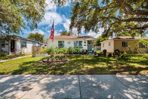 1220 56th Ave N, ST PETERSBURG, FL, 33703-2027 | Card Image