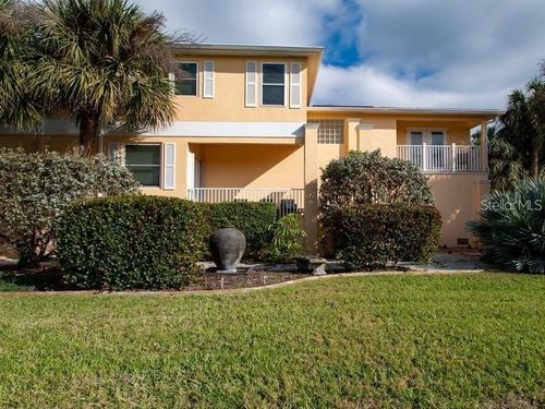 101 8th St, BELLEAIR BEACH, FL, 33786-3220 | Card Image