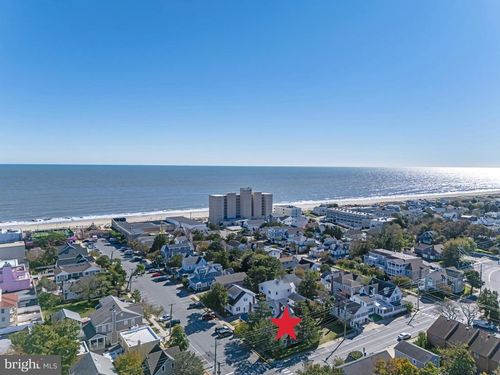 28 Delaware Ave, REHOBOTH BEACH, DE, 19971-2904 | Card Image