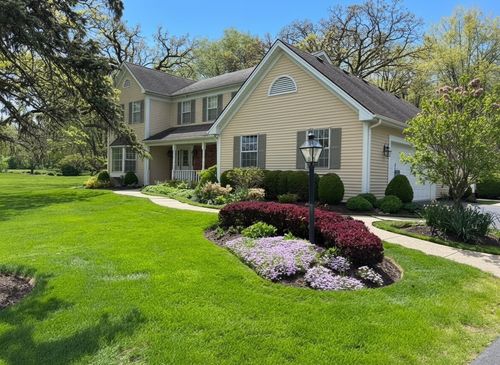 6N802 Splitrail Ln, St. Charles, IL, 60175-6932 | Card Image