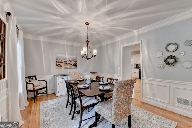 5615 Grove Point Rd, House other with 4 bedrooms, 4 bathrooms and null parking in Johns Creek GA | Image 5