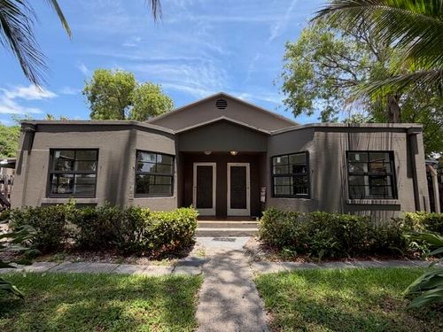 521 48th St, West Palm Beach, FL, 33407-2815 | Card Image