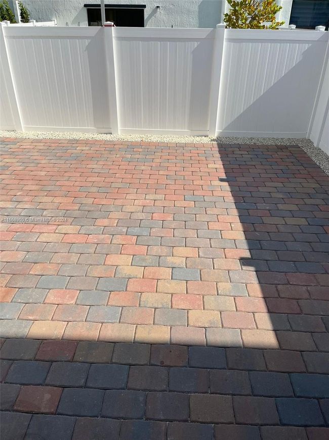 3415 W 112 Th Ter, Townhouse with 3 bedrooms, 3 bathrooms and null parking in Hialeah FL | Image 21
