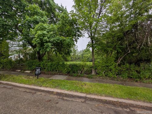 2-256-2 Cedardale Ave, Pontiac, MI, 48341-2726 | Card Image