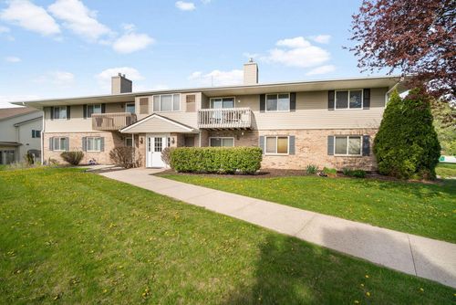 g-2043 Pine Ridge Court, Grafton, WI, 53024 | Card Image