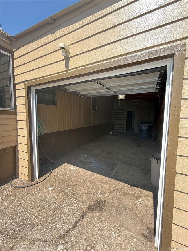 Attached Garage | Image 4