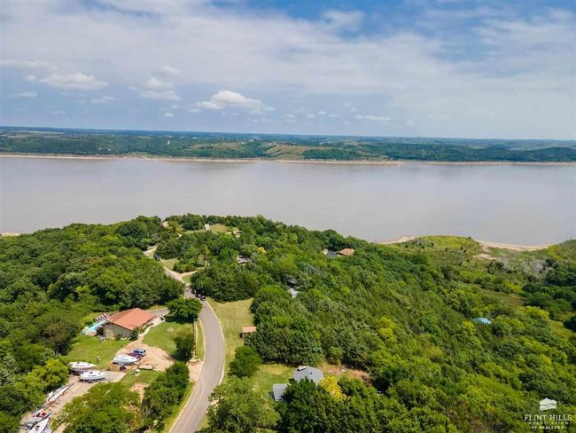 5921 Sharm Dr, House other with 3 bedrooms, 2 bathrooms and null parking in Manhattan KS | Image 42